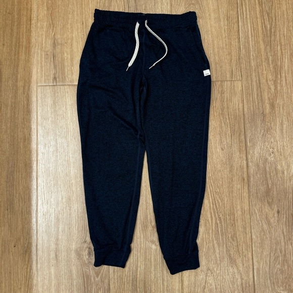 Vuori Women’s Performance Jogger Navy Small - Picture 2 of 6